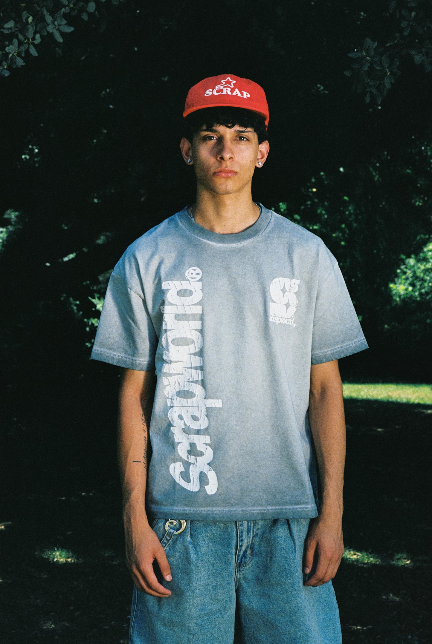 VERT ACID WASH TEE GREY