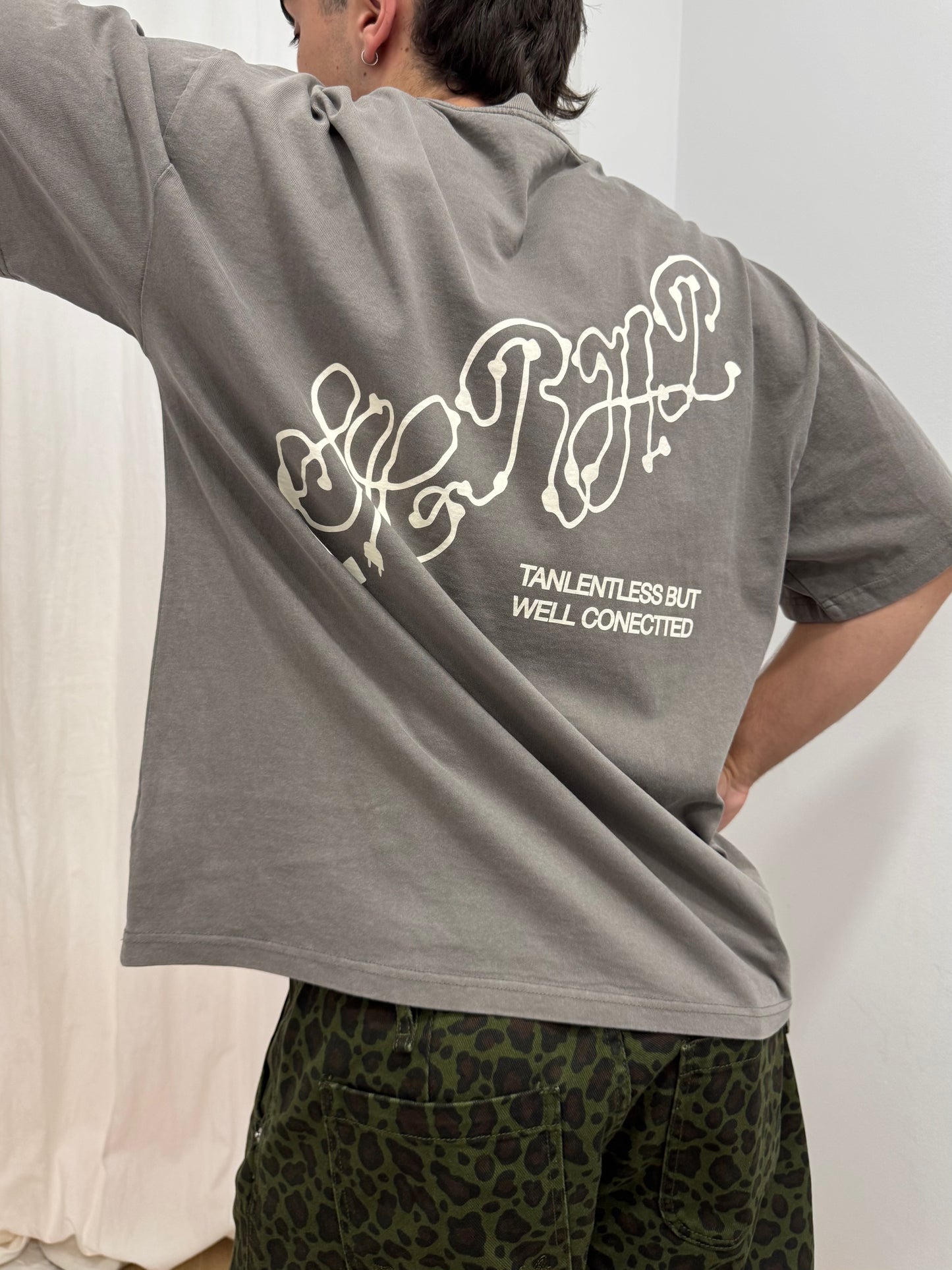“TaNLLeNtLeSs” TEE FADED GREY