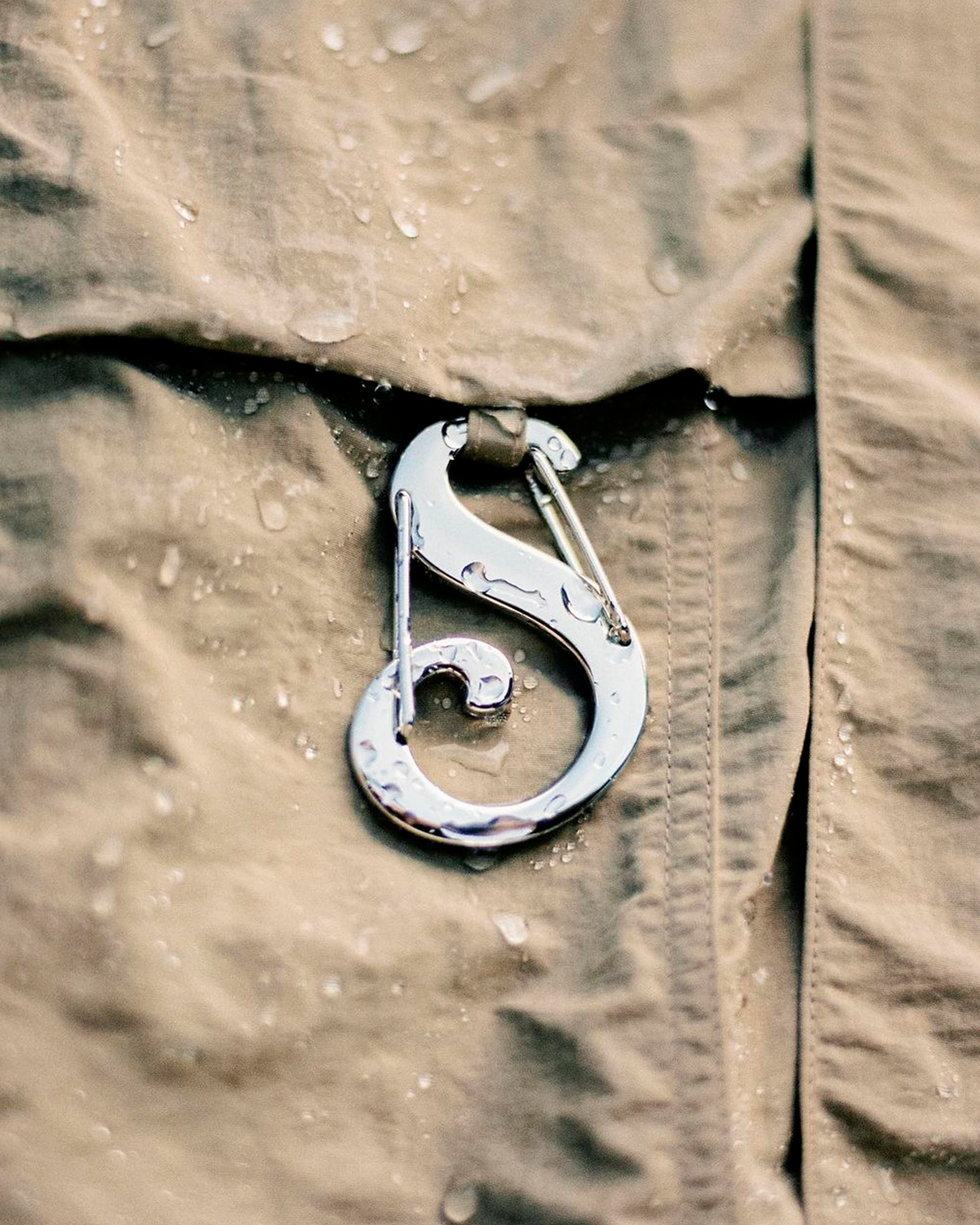 S LOGO CARABINER